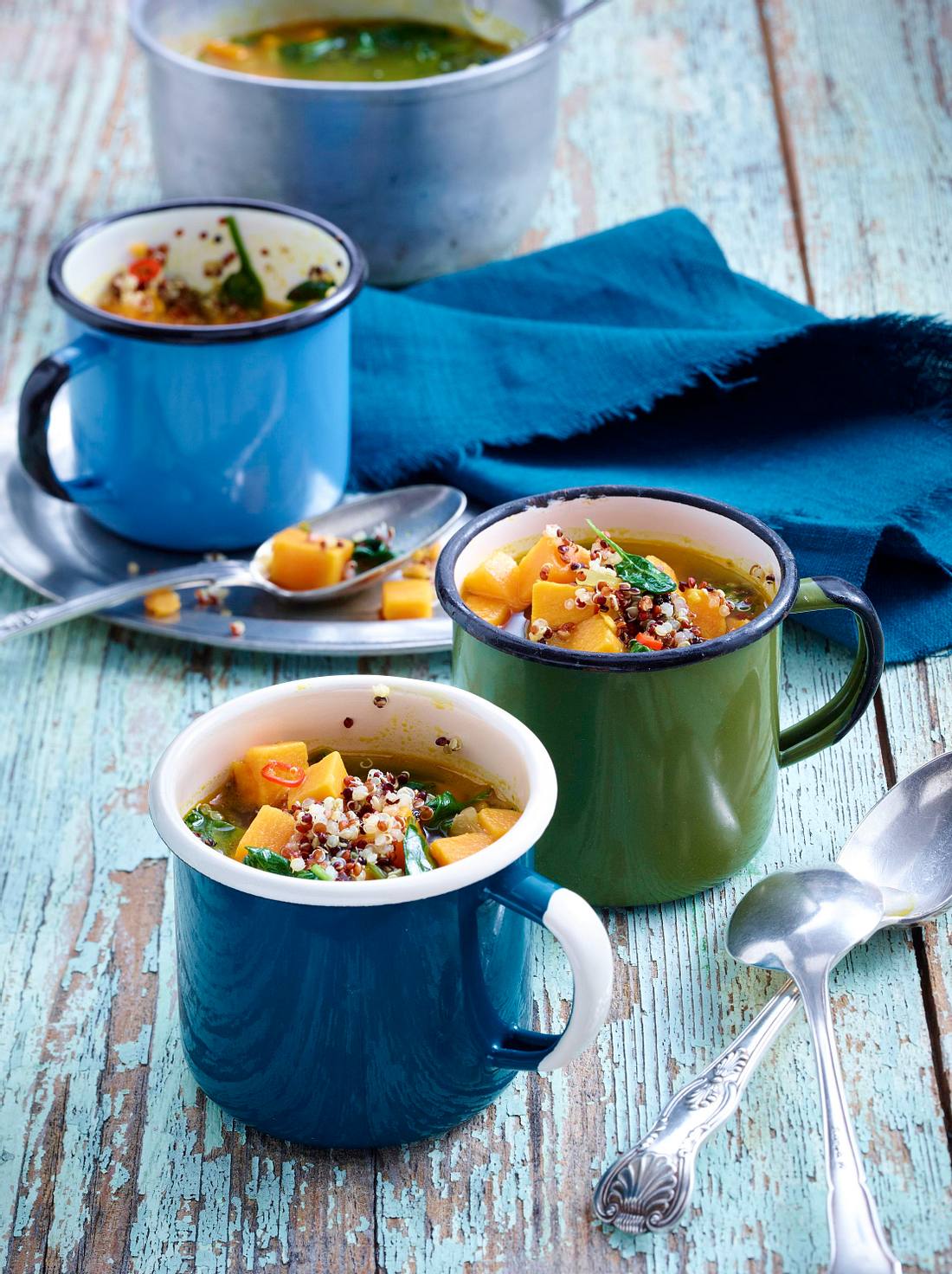 Süßkartoffel-Suppe mit Quinoa und Spinat Rezept