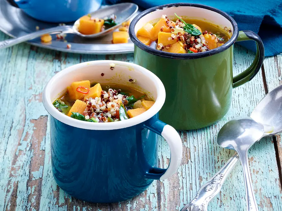 Süßkartoffel-Suppe mit Quinoa und Spinat Rezept Süßkartoffel-Suppe mit Quinoa und Spinat Rezept