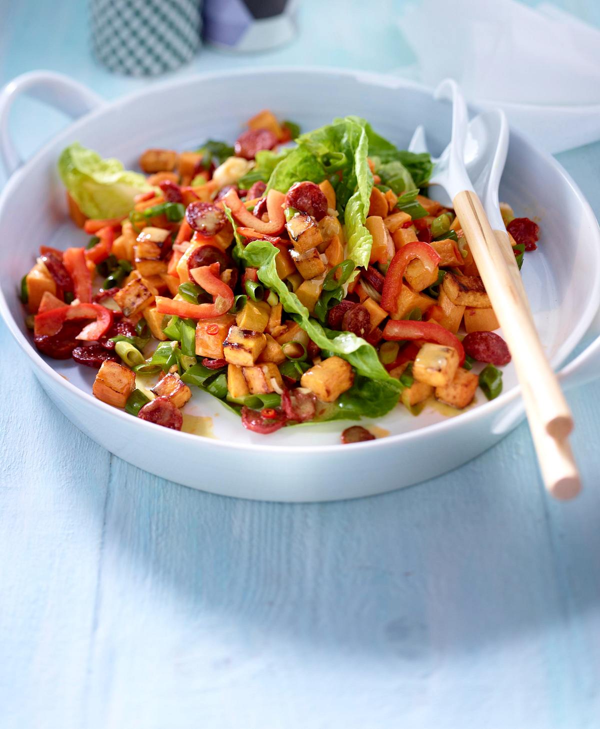 Süßkartoffelsalat mit Chorizo Rezept