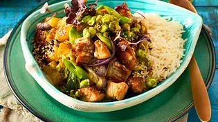 Süss-Scharfe Reis-Bowl „Hawaii“ Rezept - Foto: LECKER @ Bauer Media Group Süss-Scharfe Reis-Bowl „Hawaii“ Rezept - Foto: LECKER @ Bauer Media Group