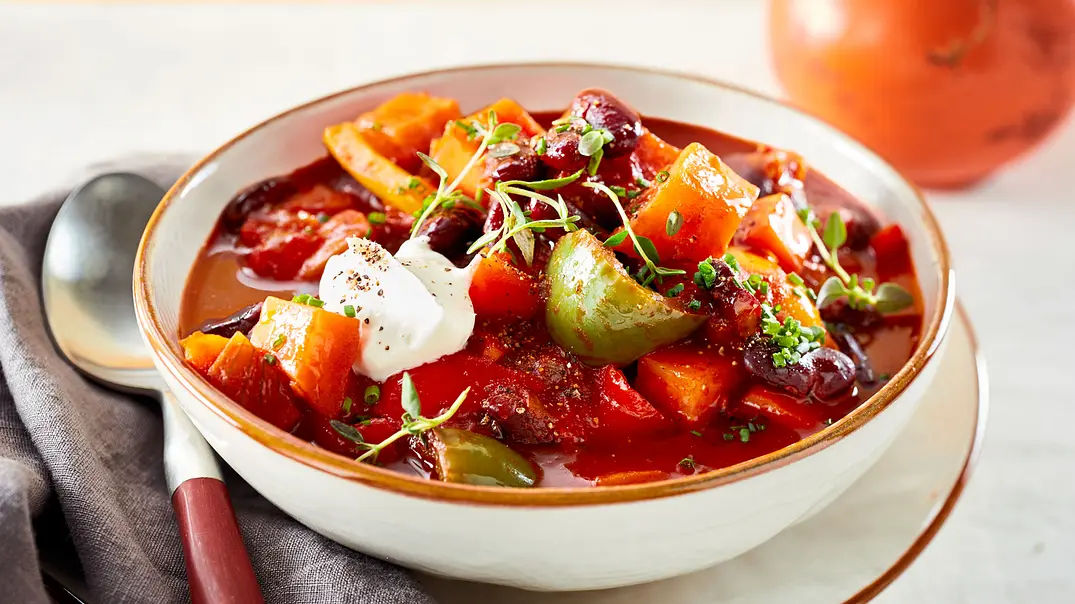 Süsskartoffel-Chili mit originaler Schärfe Rezept - Foto: LECKER @ Bauer Media Group Süsskartoffel-Chili mit originaler Schärfe Rezept - Foto: LECKER @ Bauer Media Group