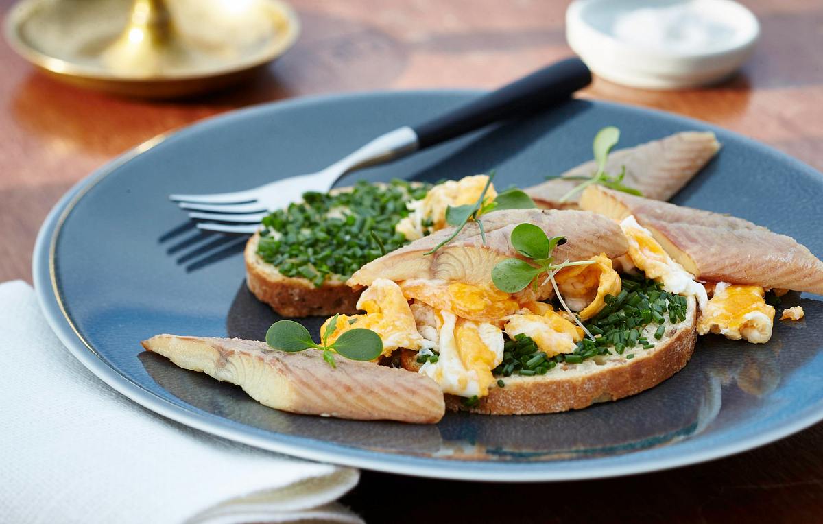 Sylter Rühreibrot mit Räucheraal Rezept