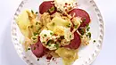 Szegediner-Pfännchen mit Kabanossi, Sauerkraut, Paprikafrischkäse und Raclettekäse Rezept - Foto: LECKER @ Bauer Media Group