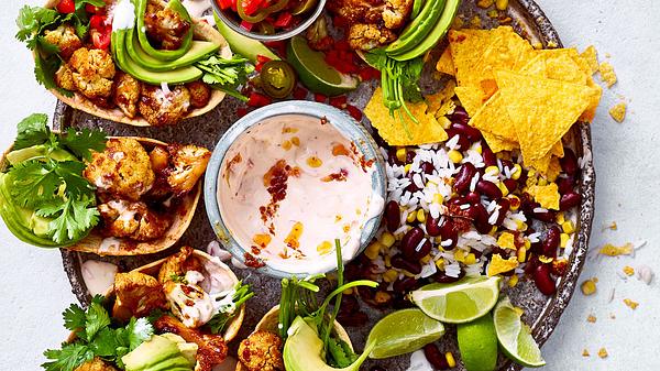 Taco-Platte mit Tex-Mex-Reis & Salsa Rezept - Foto: Image Professionals