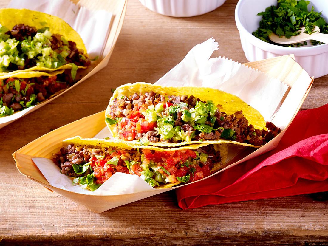 Tacos mit Huftsteak und Tomatensalsa Rezept | LECKER