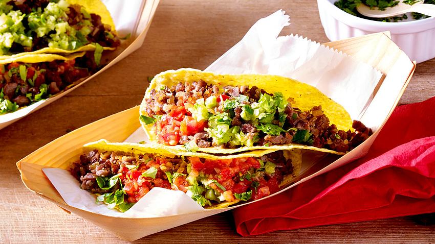 Tacos mit Huftsteak und Tomatensalsa Rezept - Foto: House of Food / Bauer Food Experts KG