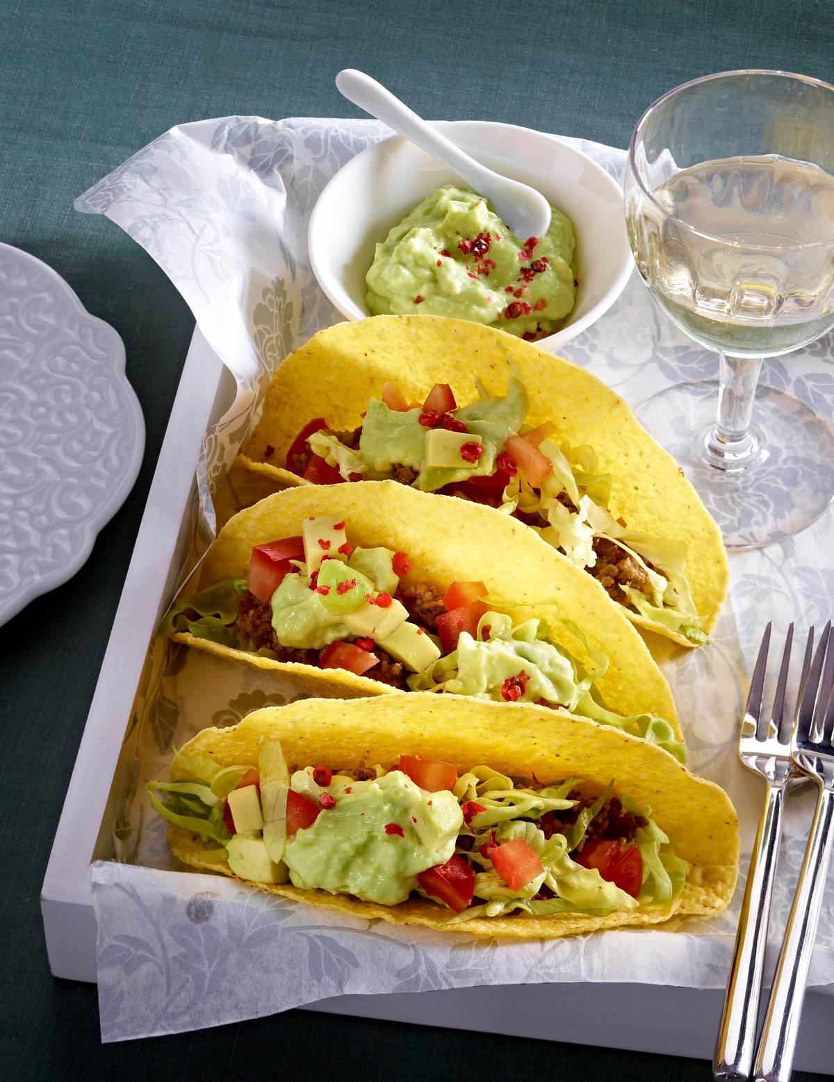 Tacos mit Rinderhack und Avocado Rezept