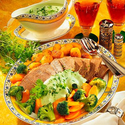 Tafelspitz mit Kräutersoße Rezept Tafelspitz mit Kräutersoße Rezept