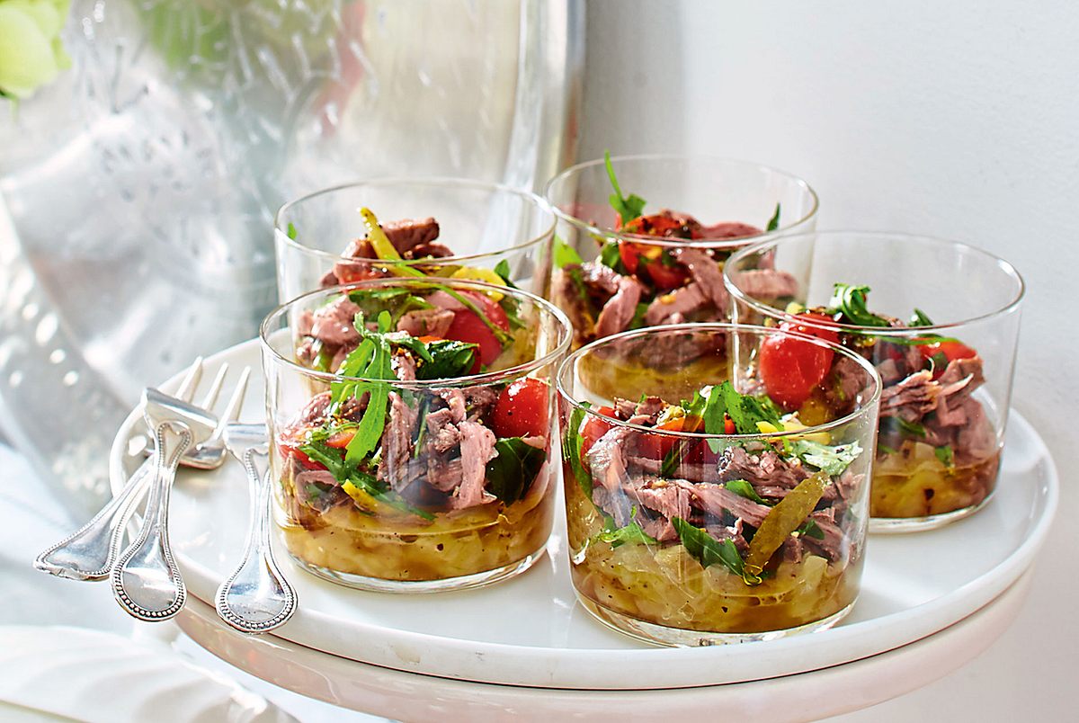 Tafelspitzsalat auf Zwiebelconfit Rezept