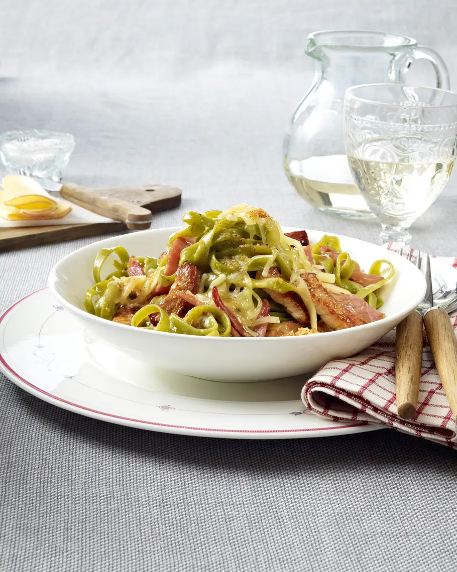 Tagliatelle à la Cordon bleu Rezept Tagliatelle à la Cordon bleu Rezept