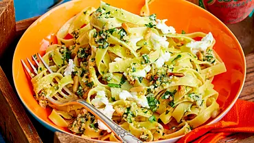 Tagliatelle al Limone Rezept - Foto: LECKER @ Bauer Media Group Tagliatelle al Limone Rezept - Foto: LECKER @ Bauer Media Group