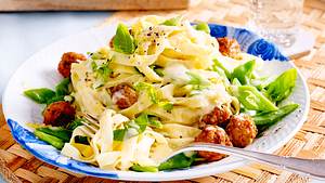 Tagliatelle in Zitronensoße Rezept - Foto: House of Food / Bauer Food Experts KG