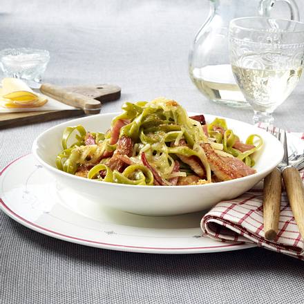 Tagliatelle à la Cordon bleu Rezept Tagliatelle à la Cordon bleu Rezept