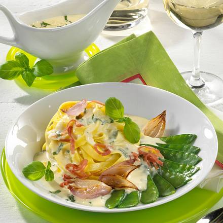 Tagliatelle mit Parmaschinken und Mascarpone Rezept Tagliatelle mit Parmaschinken und Mascarpone Rezept
