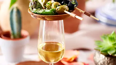 Tapasparty – Chorizo in Sherry und Pimentos de padron Rezept - Foto: LECKER @ Bauer Media Group
