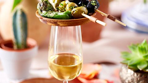 Tapasparty – Chorizo in Sherry und Pimentos de padron Rezept - Foto: House of Food / Bauer Food Experts KG