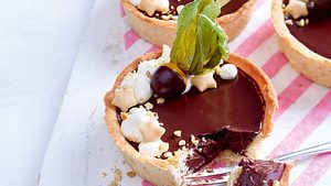 Tartelettes mit Baileys-Ganache Rezept - Foto: House of Food / Bauer Food Experts KG