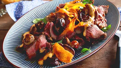 Tataki vom Rinderfilet mit Chefsoße Rezept - Foto: LECKER @ Bauer Media Group