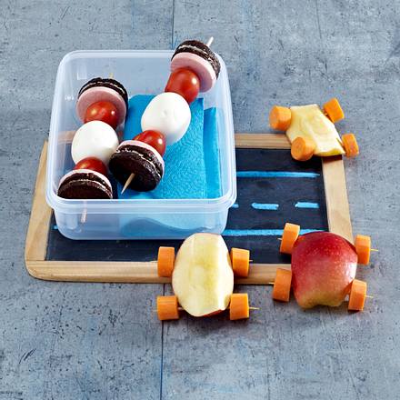Teddy-Spieße mit Apfel-Möhren-Autos Rezept Teddy-Spieße mit Apfel-Möhren-Autos Rezept