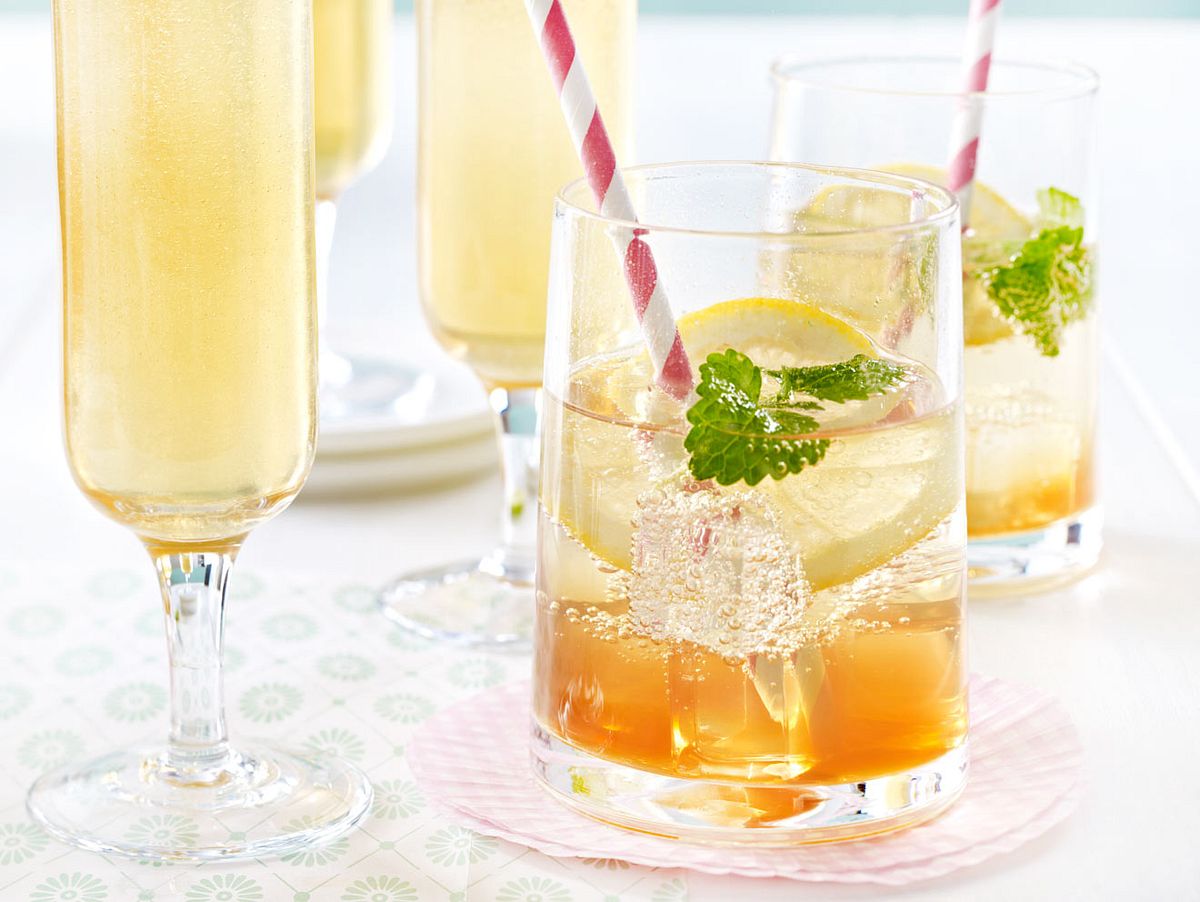 Tee-Drink mit Tonic auf Eis Rezept