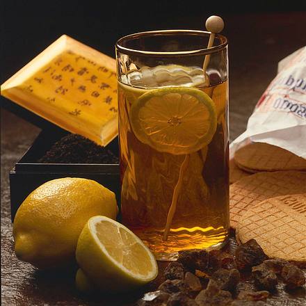 Teepunsch mit Schuss Rezept Teepunsch mit Schuss Rezept