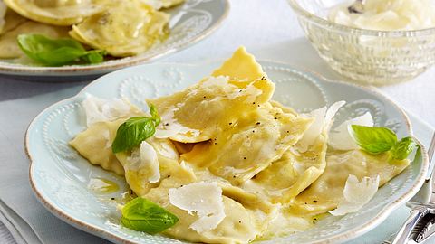 Teigtäschchen mit Fleischfüllung (Agnolotti) Rezept - Foto: House of Food / Bauer Food Experts KG