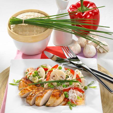 Teriyaki-Filets zu Glasnudelsalat Rezept Teriyaki-Filets zu Glasnudelsalat Rezept