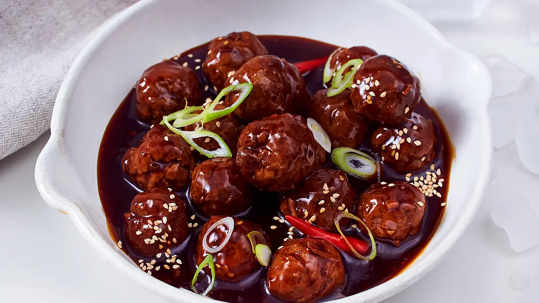 Teriyaki-Hackbällchen zum Bunkern Rezept - Foto: LECKER @ Bauer Media Group