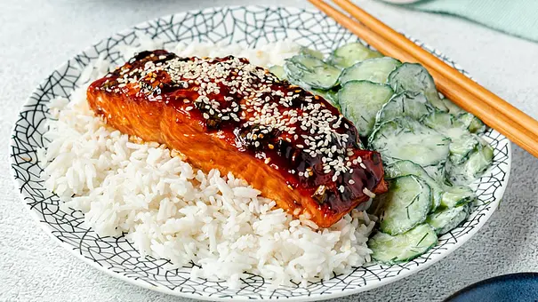 Teriyaki-Lachs aus dem Ofen Rezept - Foto: ShowHeroes für LECKER @ Bauer Media Group