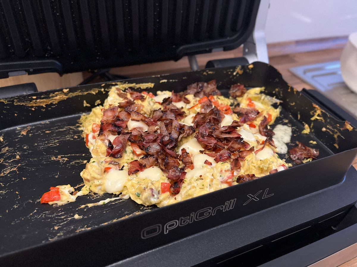 Test Tefal OptiGrill 4-in-1 XL: Rührei mit Bacon und Käse aus dem OptiGrill