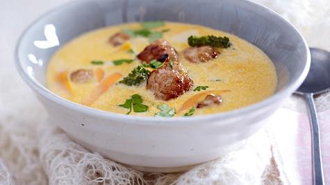 Thai-Curry-Suppe mit Fleischbällchen Rezept - Foto: House of Food / Bauer Food Experts KG