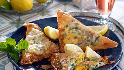 Thunfisch-Eier- Käse-Brik Rezept - Foto: House of Food / Bauer Food Experts KG