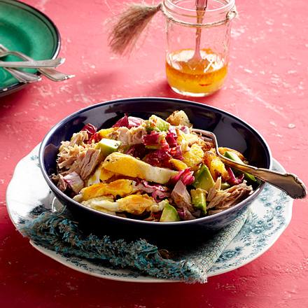 Thunfisch-Spiegeleier-Salat mit Avocado Rezept Thunfisch-Spiegeleier-Salat mit Avocado Rezept