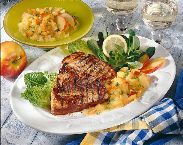 Thunfisch-Steaks mit Apfelkompott Rezept Thunfisch-Steaks mit Apfelkompott Rezept