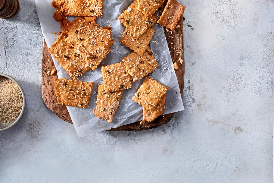Thymian-Cracker aus Sauerteig Rezept Thymian-Cracker aus Sauerteig Rezept