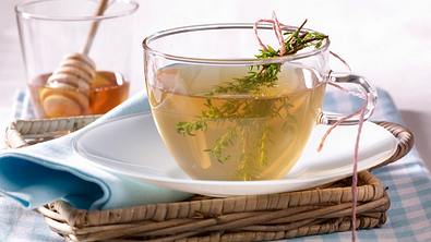 Thymian-Honig-Tee Rezept - Foto: LECKER @ Bauer Media Group