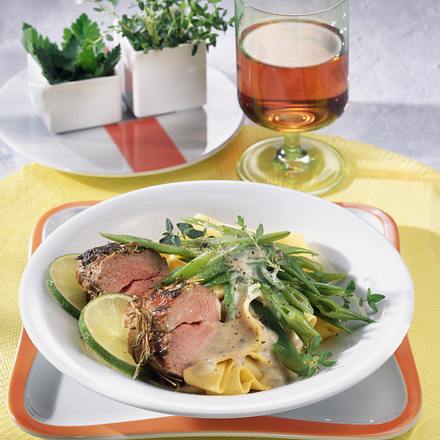 Thymian-Lamm mit Bohnen Rezept