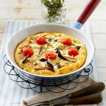 Thymian-Pfannkuchen mit Bergkäse und Kräuterseitlingen Rezept