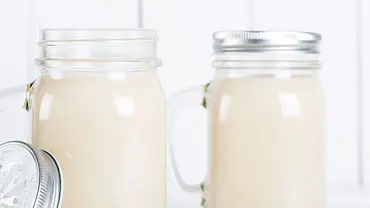 Zwei Gläser Tigernussmilch - Foto: 135pixels / fotolia