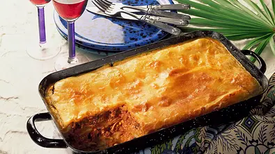 Timpana (Maltesischer Makkaroni-Auflauf) Rezept - Foto: LECKER @ Bauer Media Group