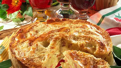 Timpano (Makkaroni-Auflauf) Rezept - Foto: LECKER @ Bauer Media Group