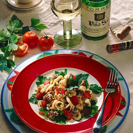 Tintenfische mit Zwiebeln und Tomaten Rezept Tintenfische mit Zwiebeln und Tomaten Rezept