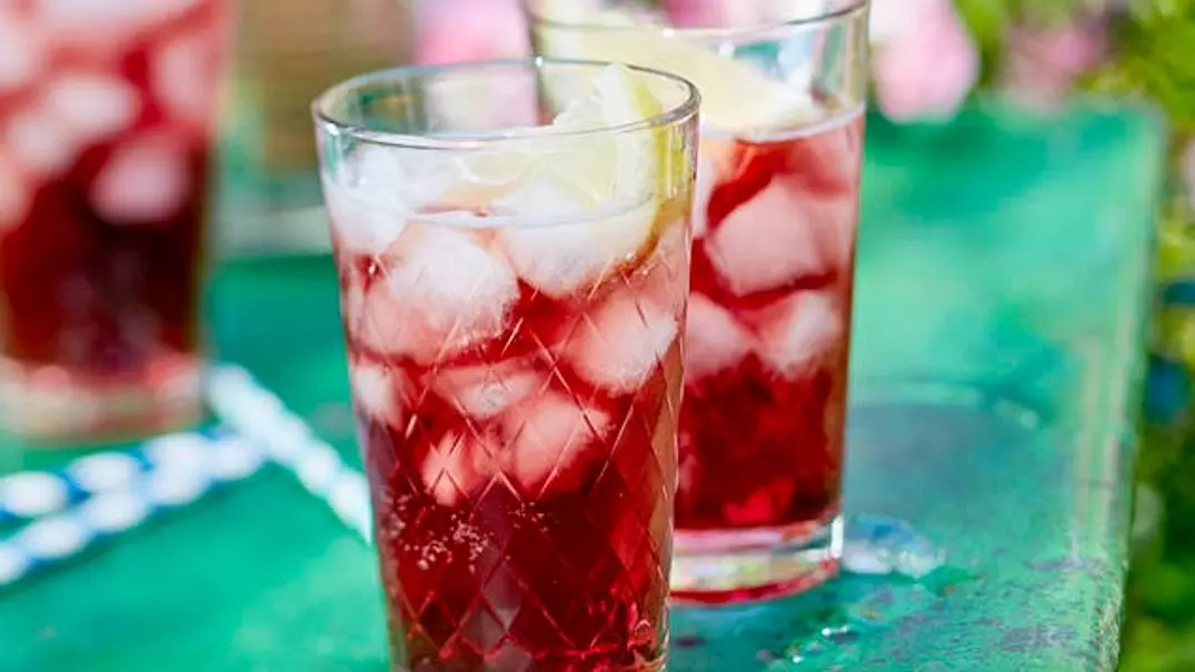 Tinto de Verano Rezept - Foto: LECKER @ Bauer Media Group Tinto de Verano Rezept - Foto: LECKER @ Bauer Media Group
