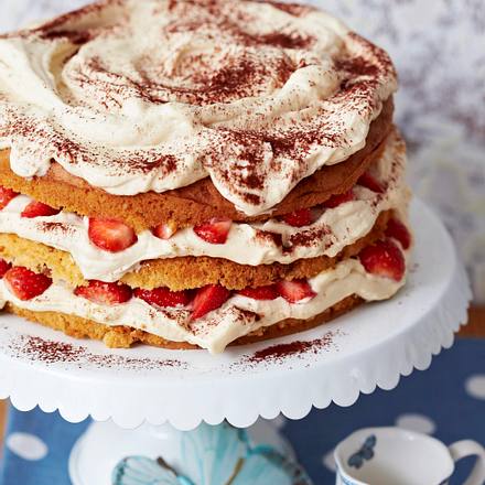 Tirami Su Torte mit Erdbeeren Rezept