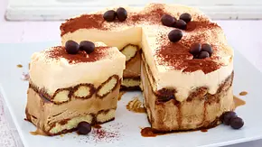 Tiramisu-Eistorte Rezept - Foto: LECKER @ Bauer Media Group