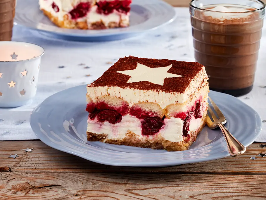 Tiramisu-Kuchen mit Kirschen Rezept