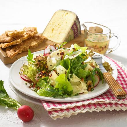 Tiroler Käse-Salat Rezept Tiroler Käse-Salat Rezept