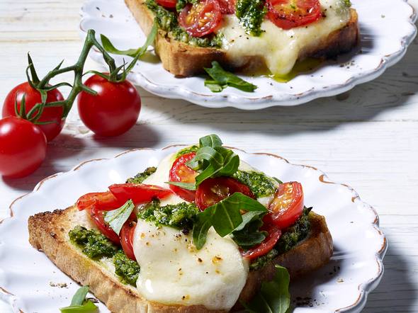 Toast-Rezepte - leicht gemacht, lecker belegt | LECKER