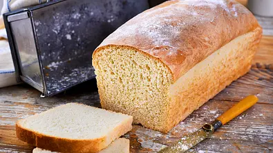 Toastbrot selber backen Rezept - Foto: LECKER @ Bauer Media Group