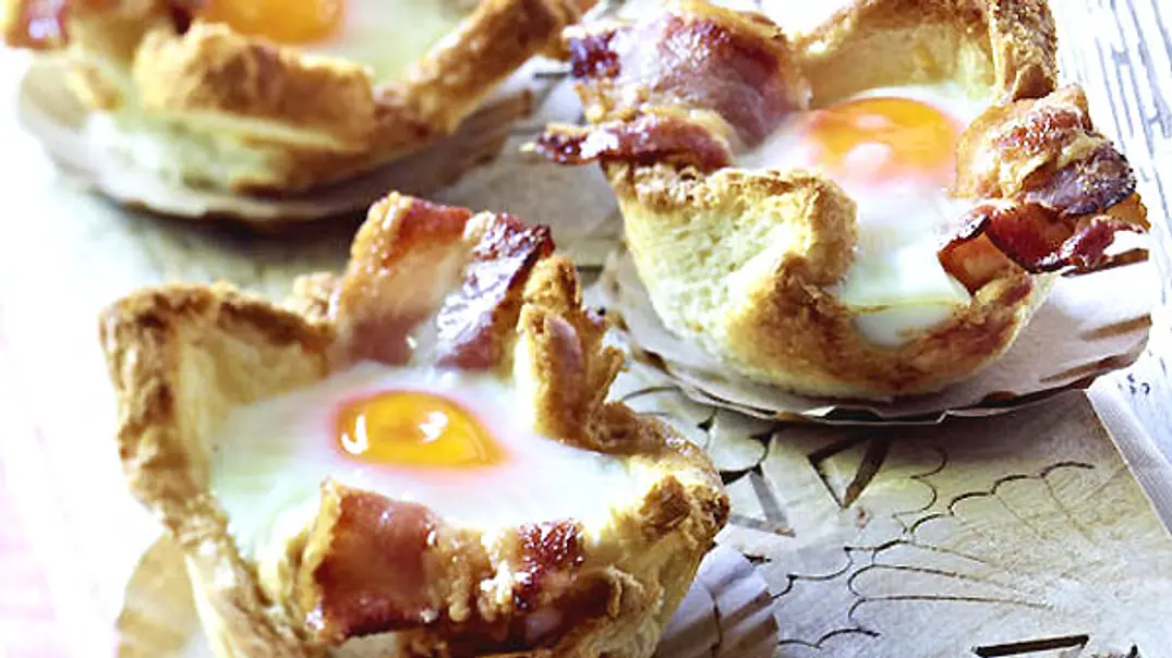 Toastmuffins mit Ei und Speck Rezept - Foto: LECKER @ Bauer Media Group